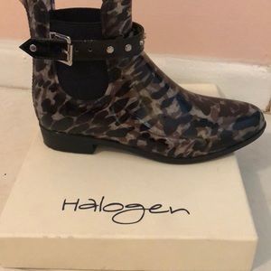 Halogen waterproof boot